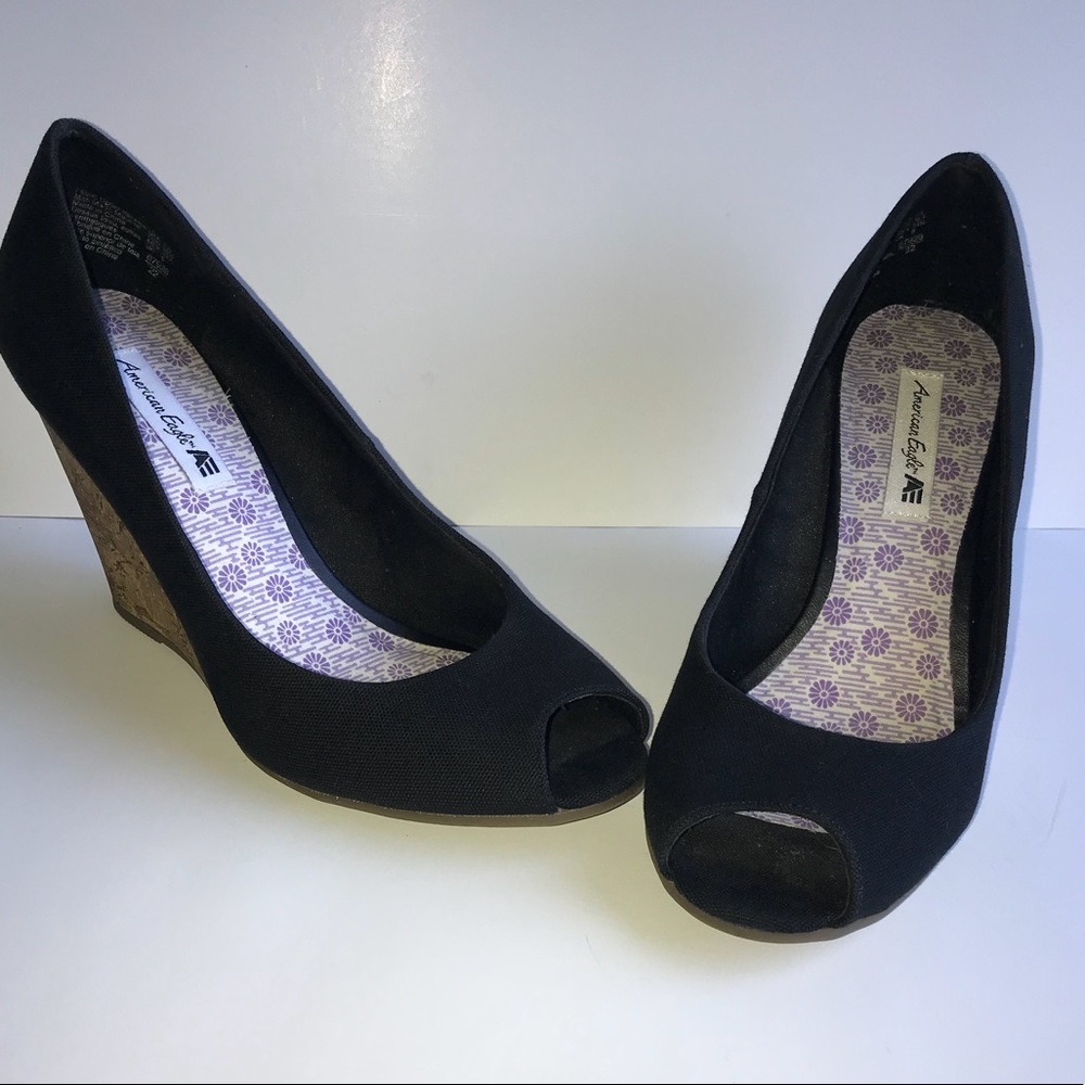American Eagle Black Open Toe Wedges